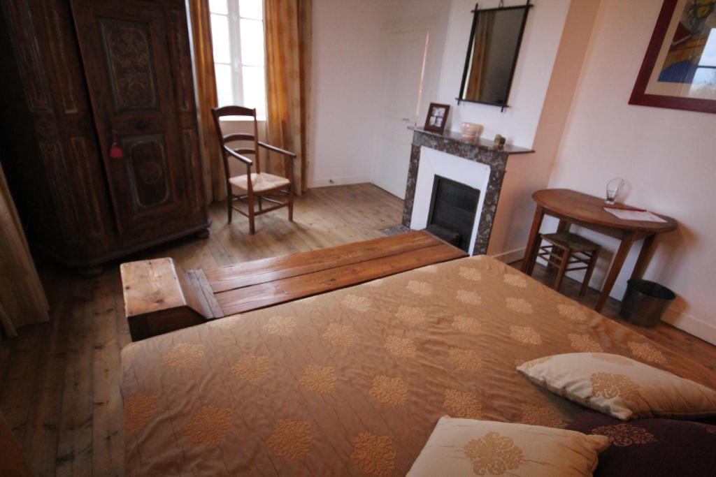 Le Pommenial De La Herissonniere Saint-Aubin-de-Bonneval Δωμάτιο φωτογραφία