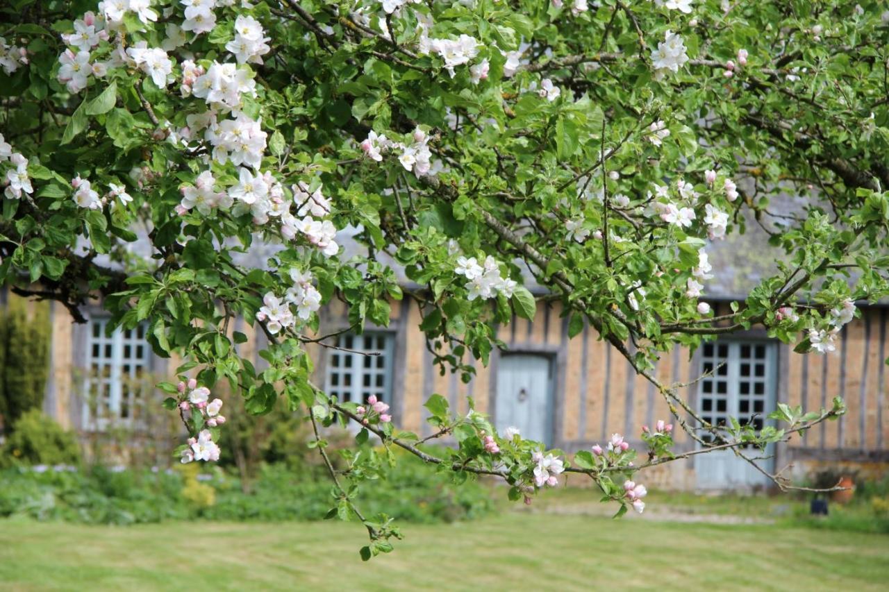 Le Pommenial De La Herissonniere Saint-Aubin-de-Bonneval Εξωτερικό φωτογραφία